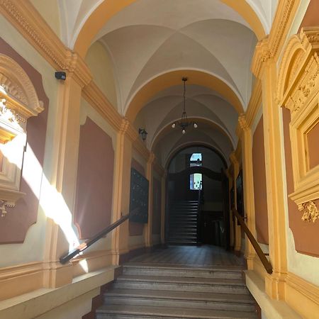Hermes Apartament Budapest Luaran gambar